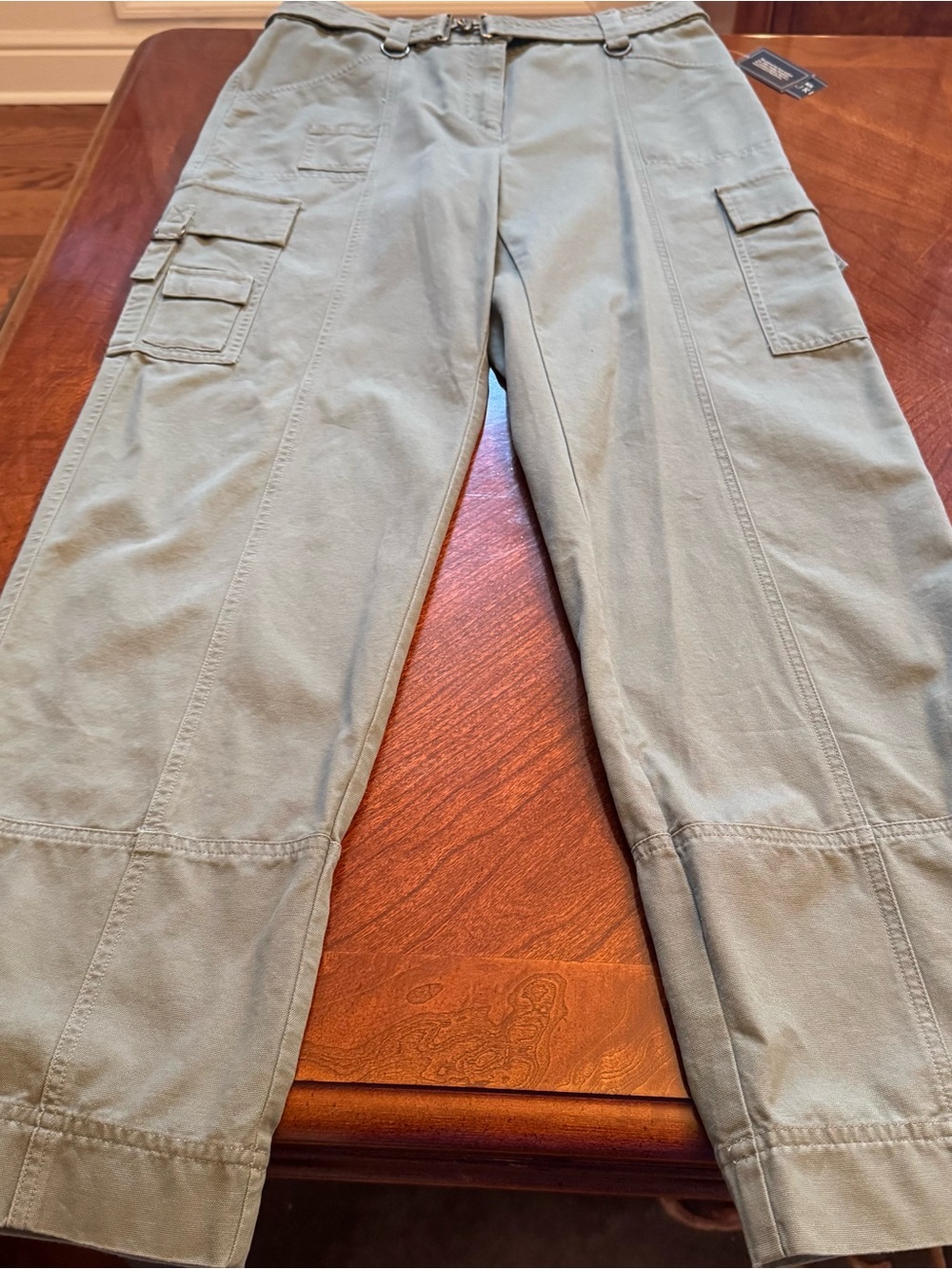Jones NY Signature Cargo Pants 100% Cotton in Olive Green Size 6 **NWT**